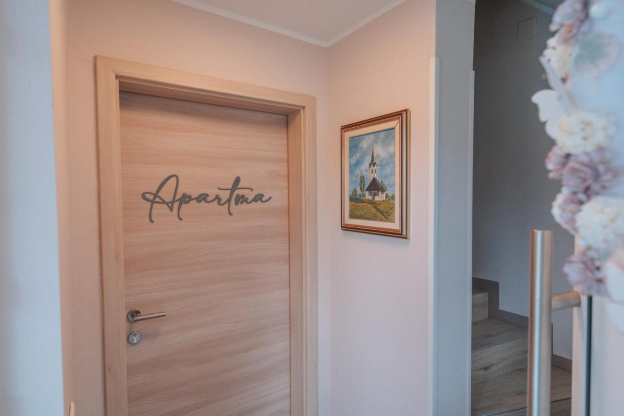 Apartma Lamberger Zirovnica Ngoại thất bức ảnh