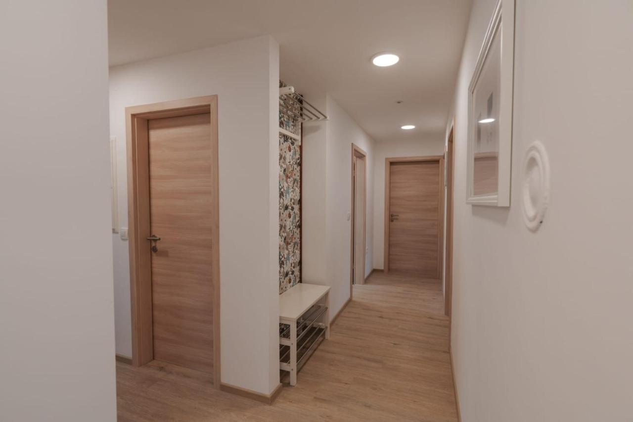 Apartma Lamberger Zirovnica Ngoại thất bức ảnh