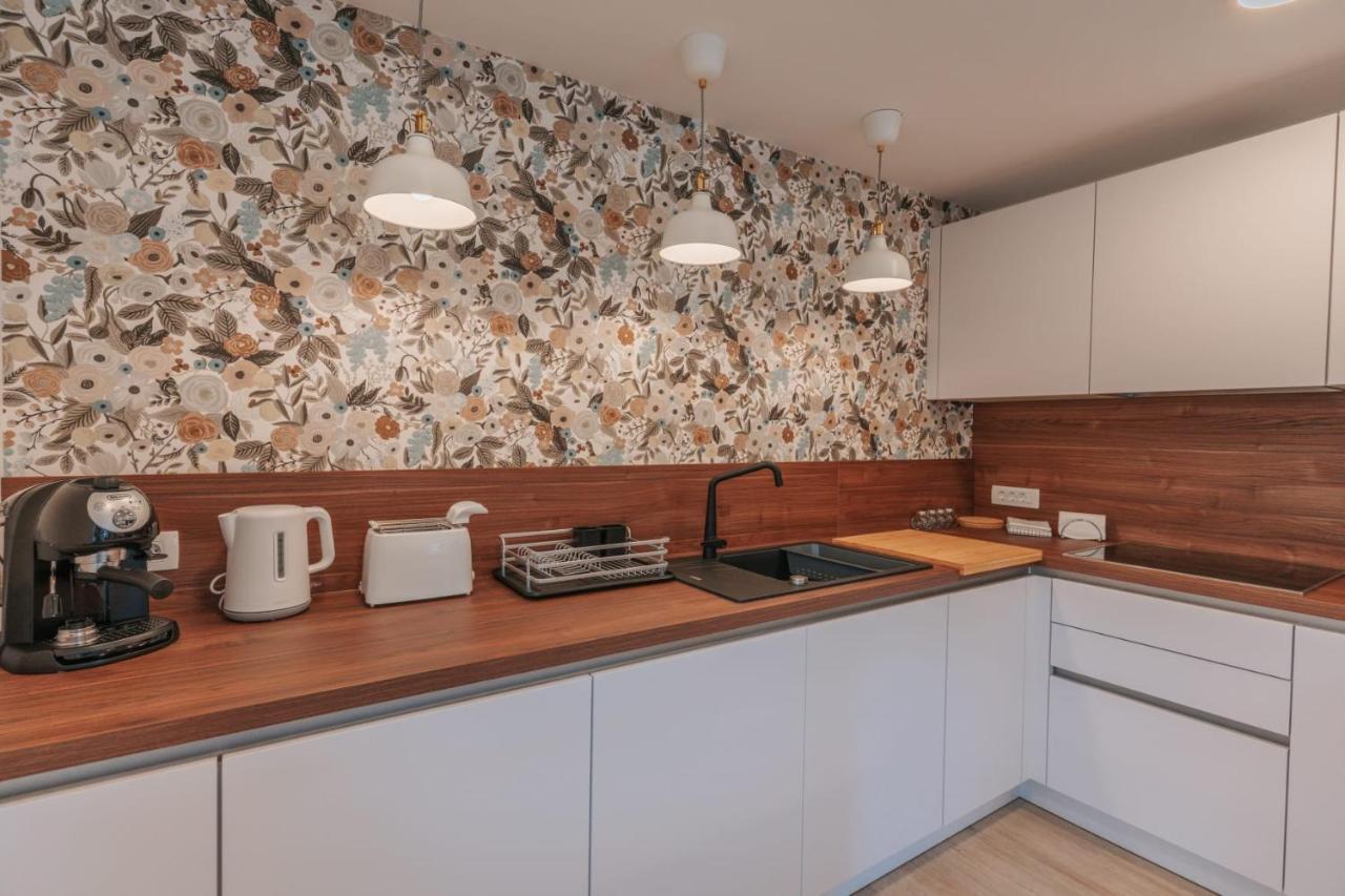 Apartma Lamberger Zirovnica Ngoại thất bức ảnh