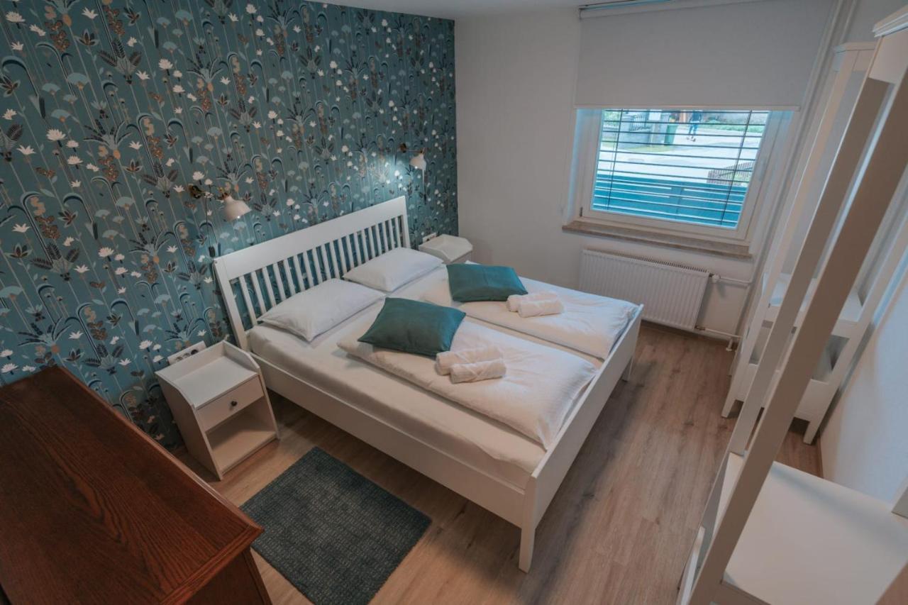 Apartma Lamberger Zirovnica Ngoại thất bức ảnh